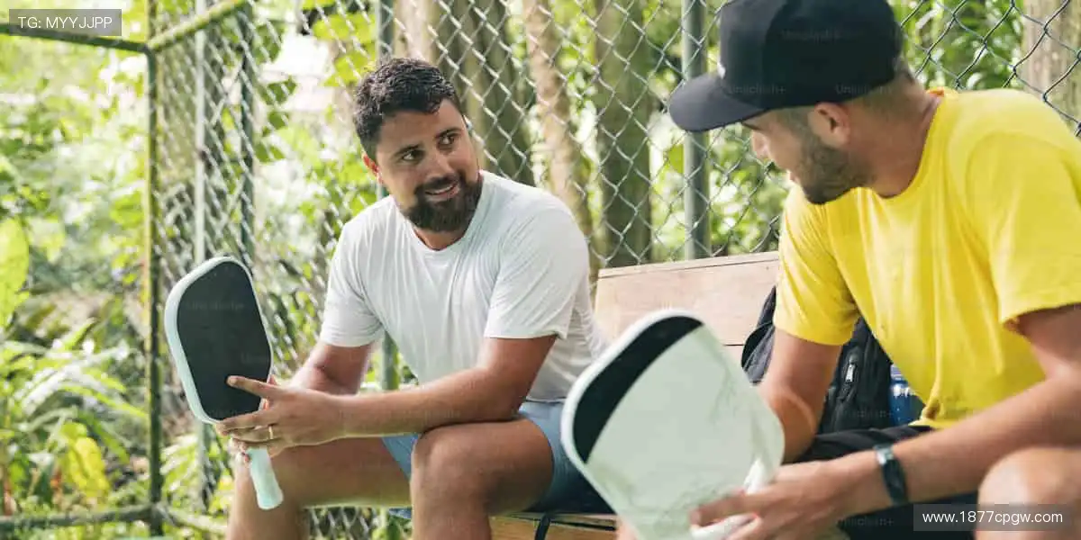 🎁限量周边,把赛场激情带回家!